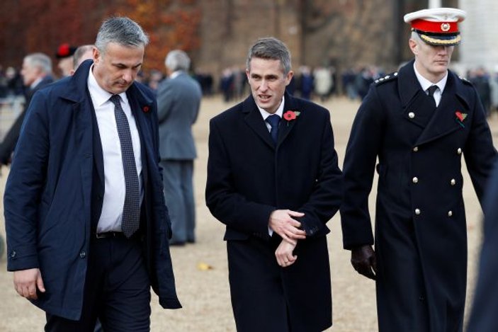 İngiltere yeni Savunma Bakanı'ndan terörle mücadele planı