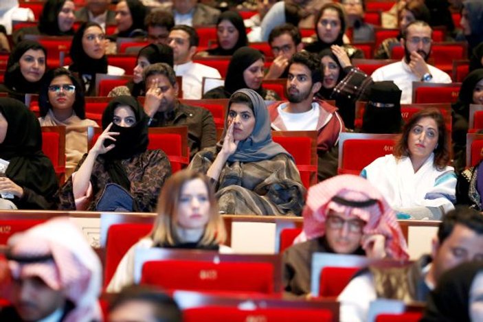 Suudi Arabistan'da sinema açılabilecek