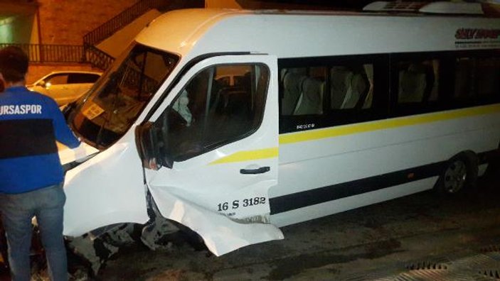 Bursa'da kaza yapan alkollü sürücü hüngür hüngür ağladı