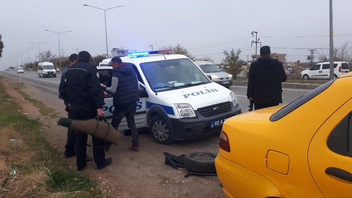Adıyaman'da polisler uzun namlulu silahlı aracı yakaladı