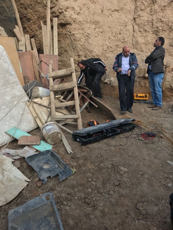 Mardin’de bir evden Garnizon Komutanlığı'na tünel bulundu
