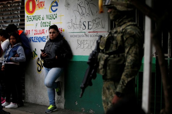 Meksika'da orduya polis yetkisi