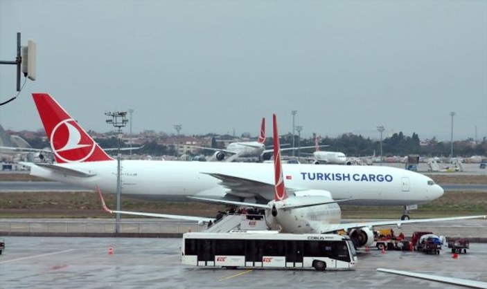 THY'nin yeni kargo uçağı İstanbul'da