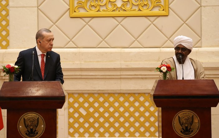Erdoğan-El Beşir basın toplantısı