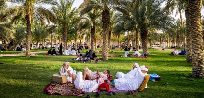 'Ilımlı İslam'ın gölgesindeki Suudi Arabistan'da yaşam
