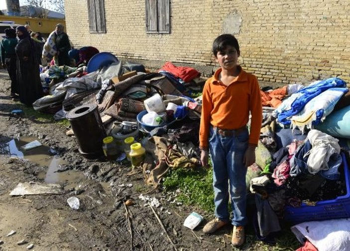 Adana'da Suriyelilerin kaldığı çadırlar yandı