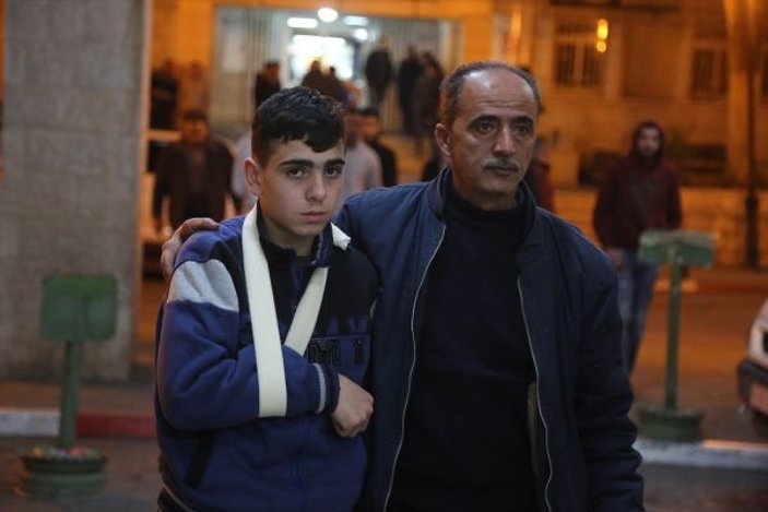 16 yaşındaki Filistinli Fevzi Cuneydi ailesine kavuştu