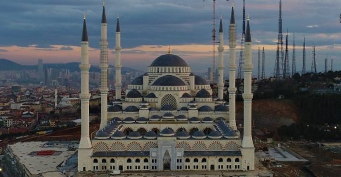 Çamlıca Camii havadan görüntülendi
