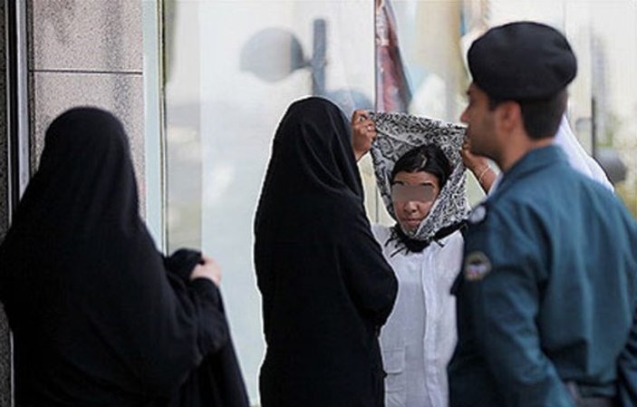 İran'da kadınlara tesettür serbestisi