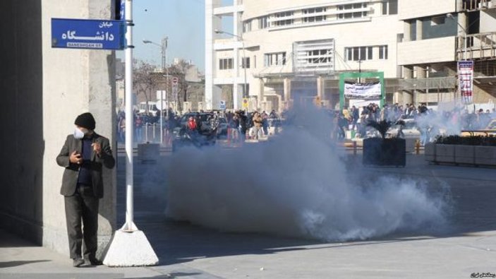 İran'da hükümet karşıtı protesto
