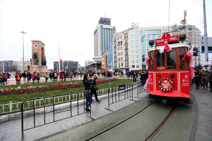 İstiklal'de Nostaljik Tramvay bir hafta ücretsiz