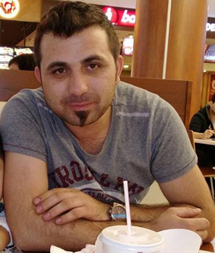 d Büyük ikramiyeyi kazandığı günden beri işe gitmiyor