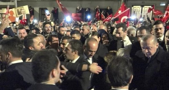 Fransa'da Türk vatandaşlarından Erdoğan'a yoğun ilgi