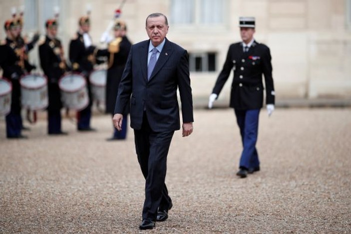 Erdoğan'ın ziyareti ırkçı Le Pen'i rahatsız etti