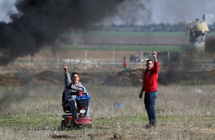 İsrail ordusu Gazze'deki gösterilere saldırdı