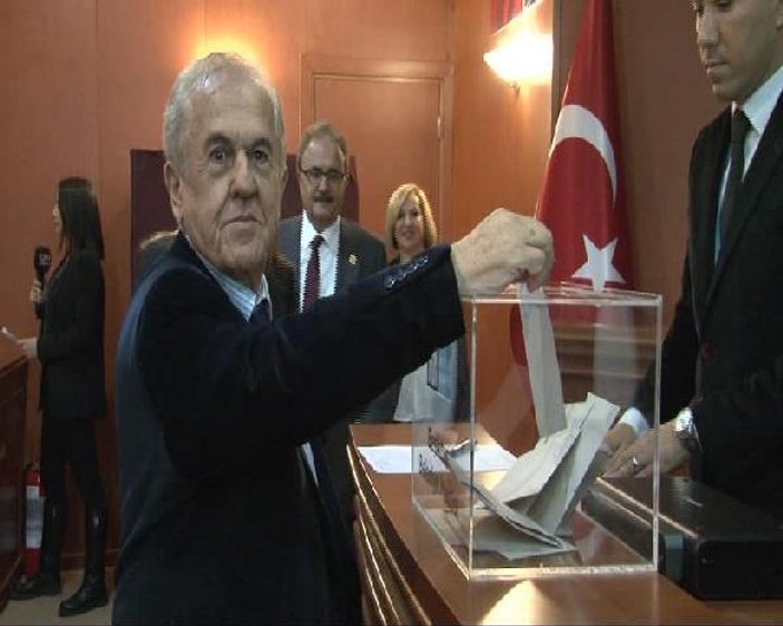 Beşiktaş Belediye Başkanlığına Tahir Doğaç seçildi