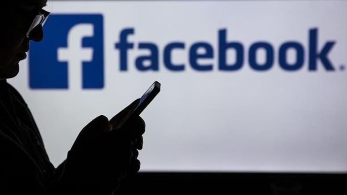 Facebook’un hisseleri sert düştü