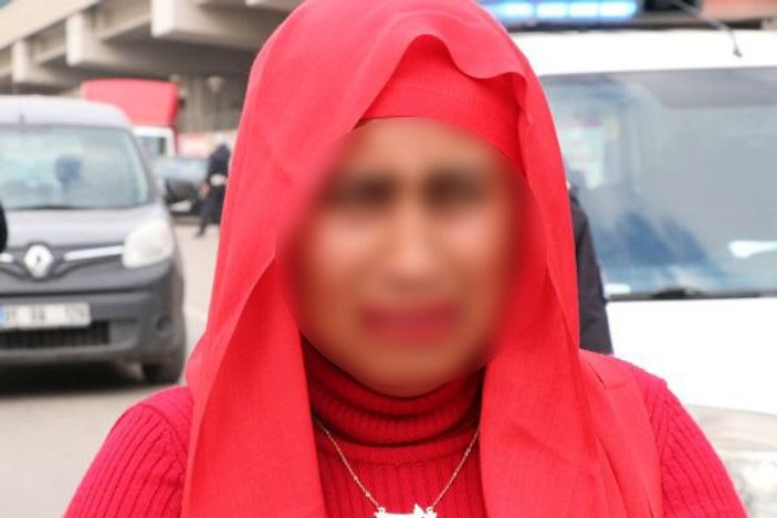 Adana'da bombalı kadın paniği
