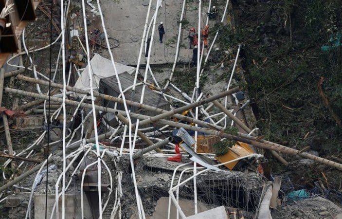 Kolombiya’da köprü çöktü: 10 ölü