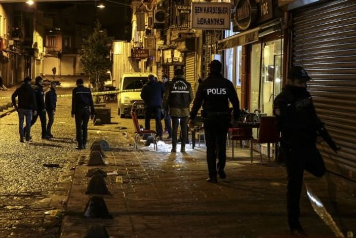 Beyoğlu'nda silahlı saldırı: 3 yaralı