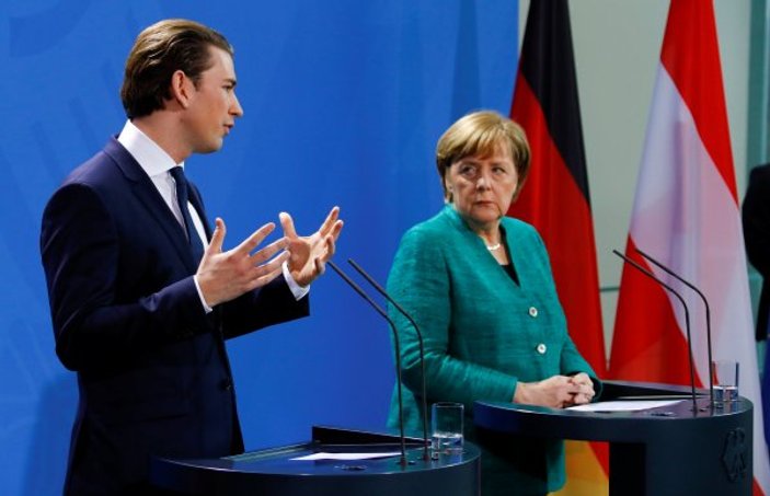 Merkel AB ve Avusturya'yı Türkiye konusunda eleştirdi