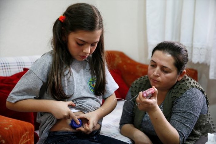 Azra 'Diyabet Koçuyla' hastalığıyla yaşamayı öğrendi