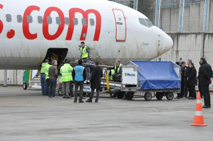 Trabzon’da pistten çıkan uçak teknik incelemeye alındı