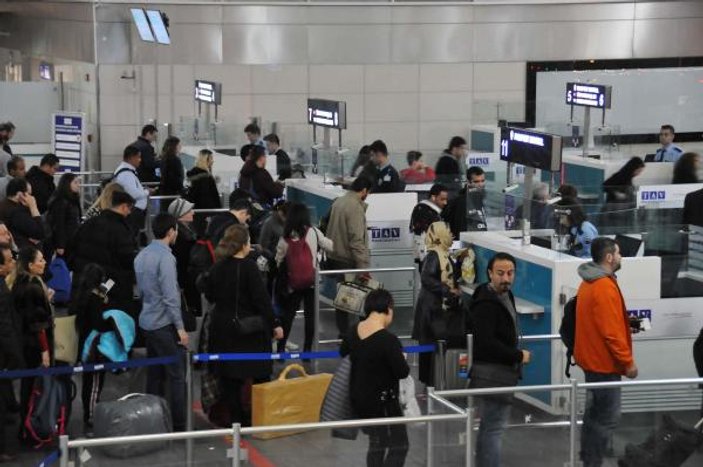 Atatürk Havalimanı'nda sömestir yoğunluğu
