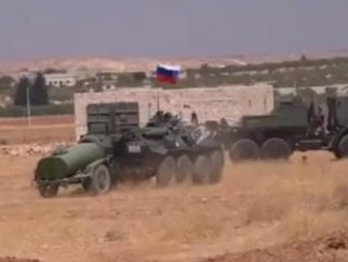 Rus askerleri Afrin'den çekiliyor