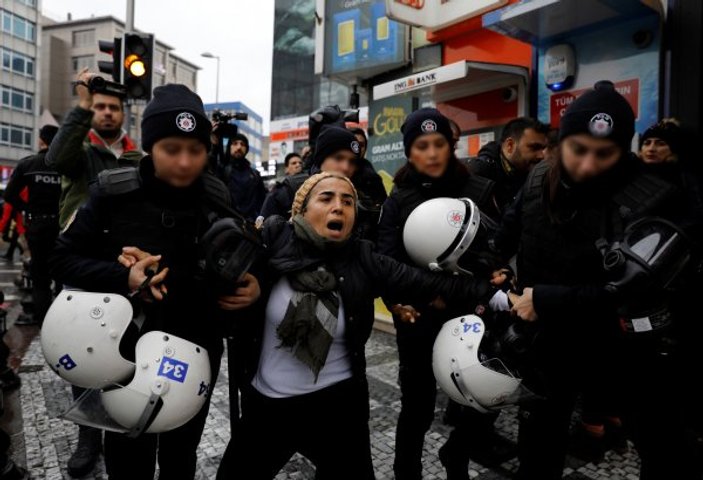 Kadıköy'de Afrin protestosu önlemi