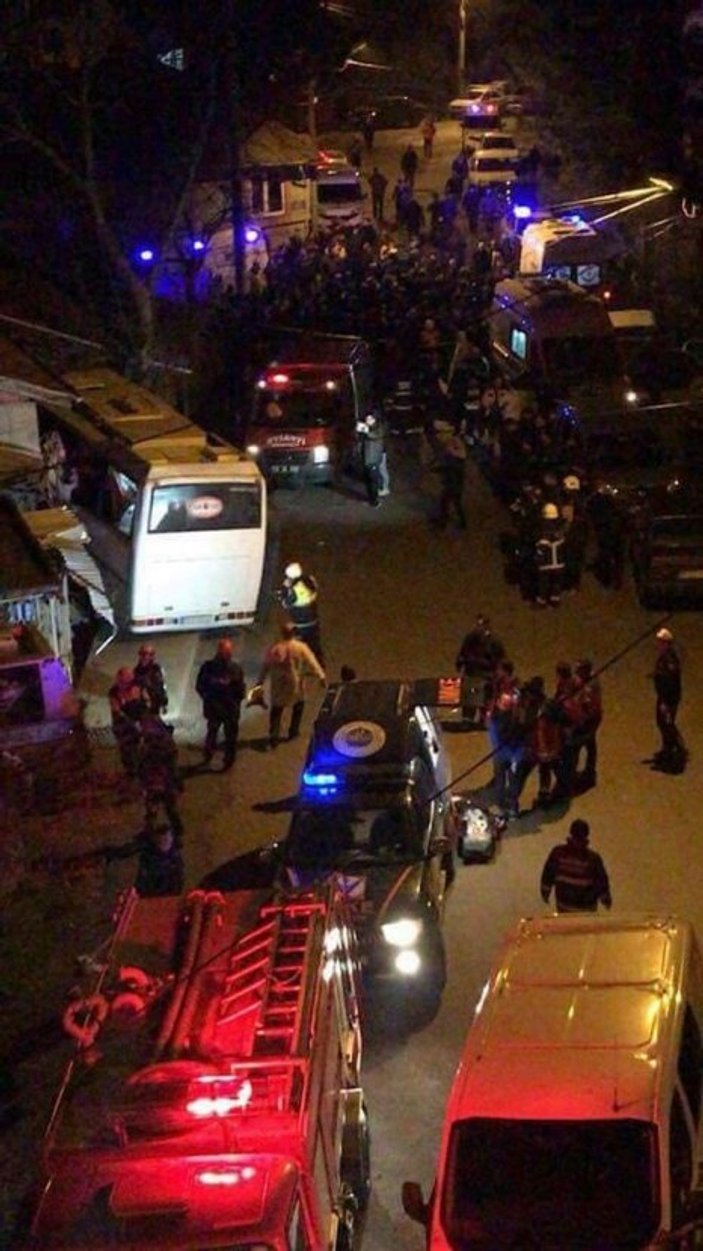 Karabük'te servis midibüsü eve girdi: 4 ölü
