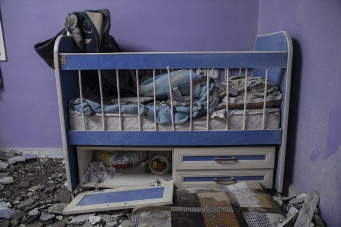 YPG'li teröristlerin roketi bebek odasına isabet etti