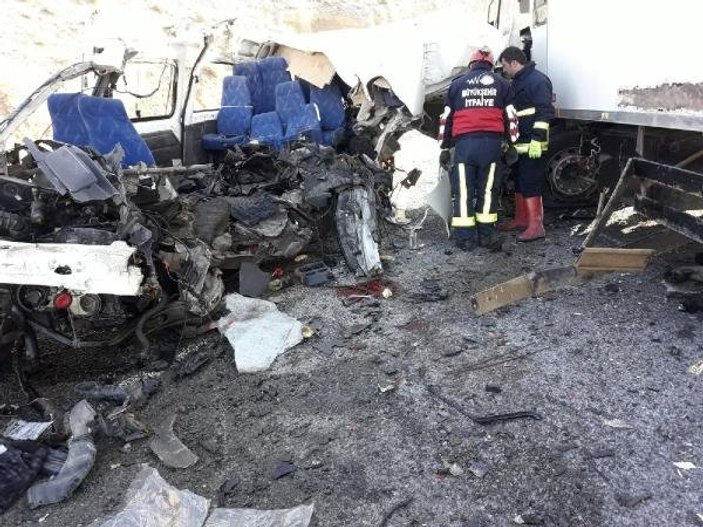 Van’da trafik kazası: 8 ölü