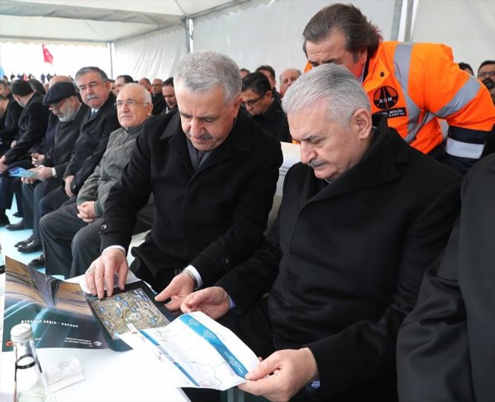 Başbakan Yıldırım, Ankara'da temel atma töreninde