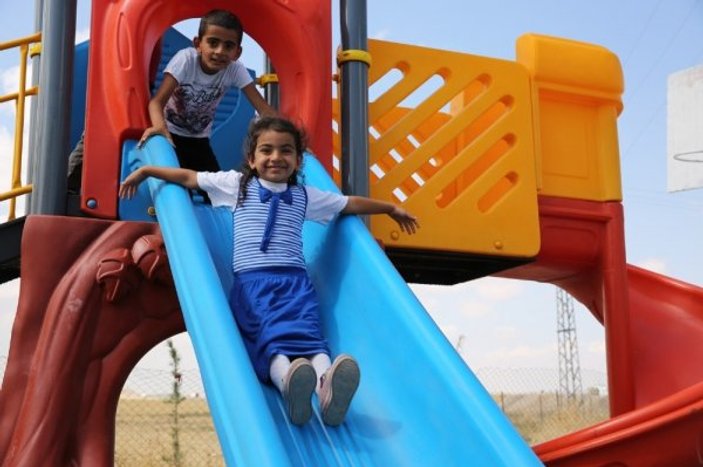 Mardin'in kırsal mahallelerine çocuk parkı