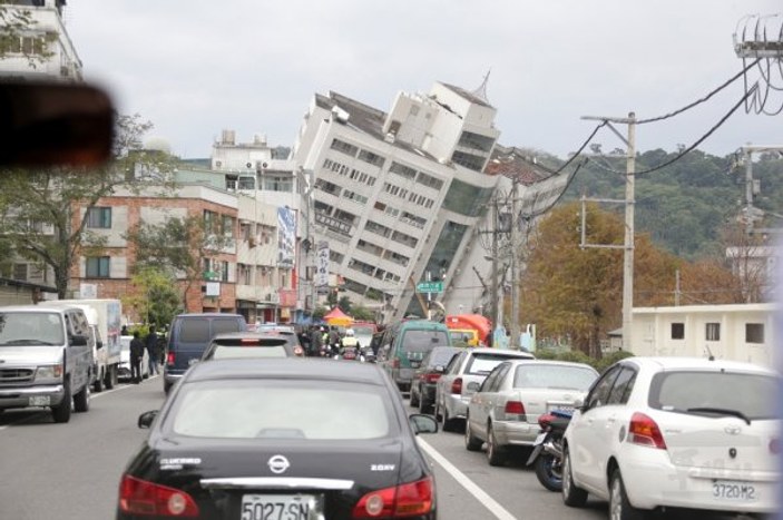 Tayvan'da depremin bilançosu artıyor: 10 ölü