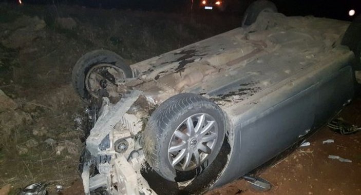 Mardin'de araç şarampole yuvarlandı: 2 yaralı