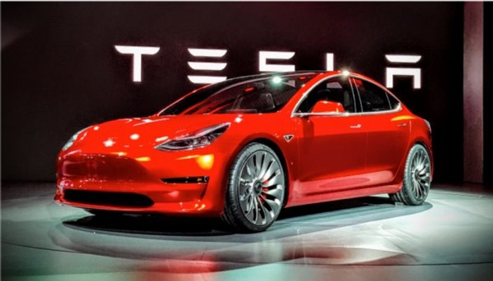 Tesla'dan 675 milyon dolarlık zarar