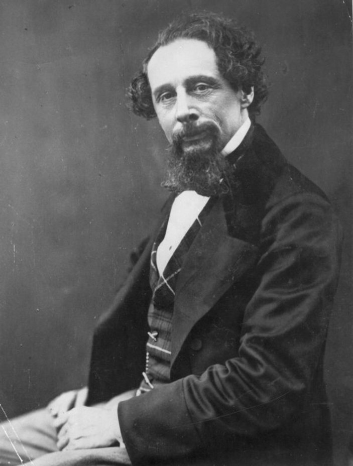 Charles Dickens'dan Londra ve Paris’in hikayesi