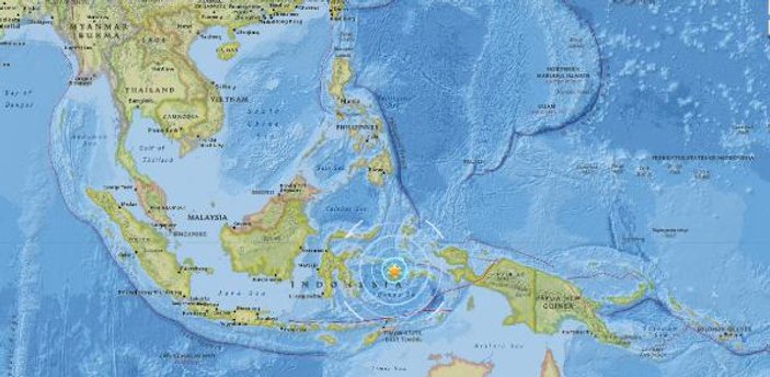 Endonezya'da 6.1 büyüklüğünde deprem