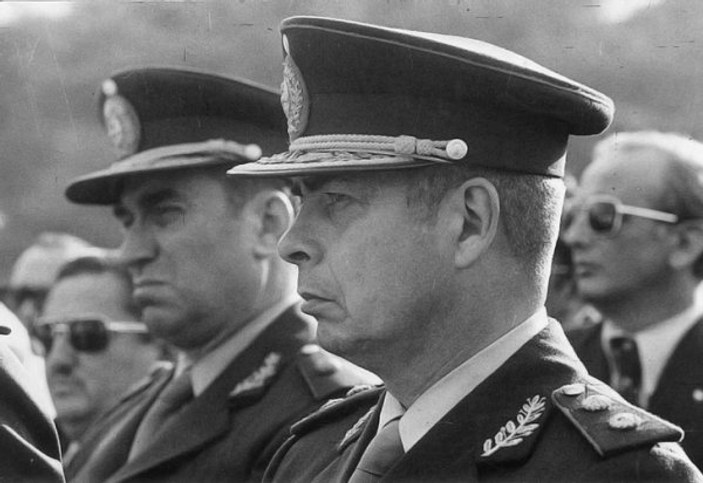 Arjantin'in diktatörlük dönemi komutanı Menendez öldü