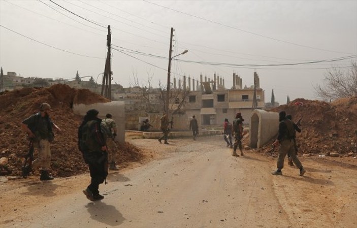 Afrin'in Şeran beldesindeki çatışma anları