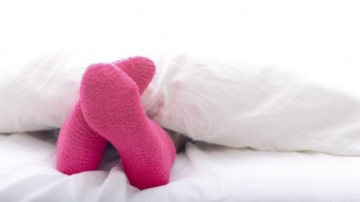 Çorapla uyumak uykuya dalmayı kolaylaştırıyor