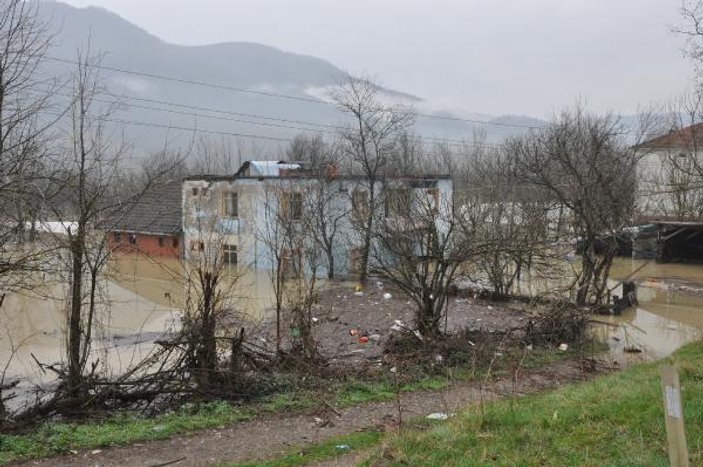 Bartın'da su altında kalan 38 ev yıkılacak