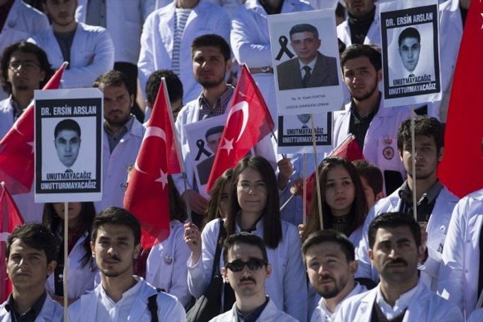 Tıp öğrencileri Türk Tabipler Birliği'nden rahatsız