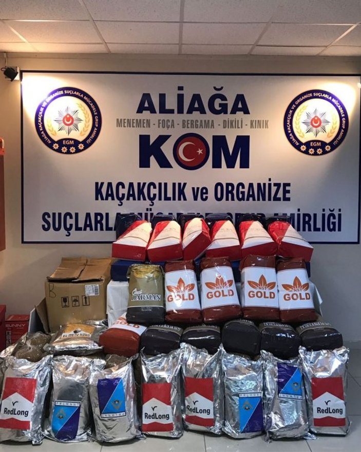 İzmir'de 300 kilo kaçak tütün ele geçirildi