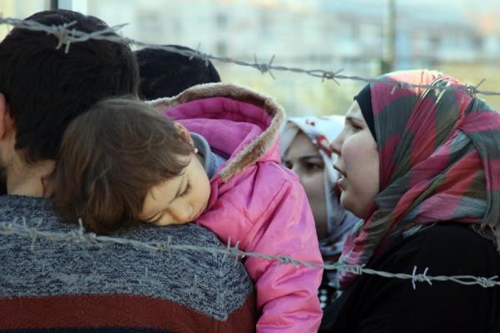 Dikili açıklarında 130 Suriyeli yakalandı