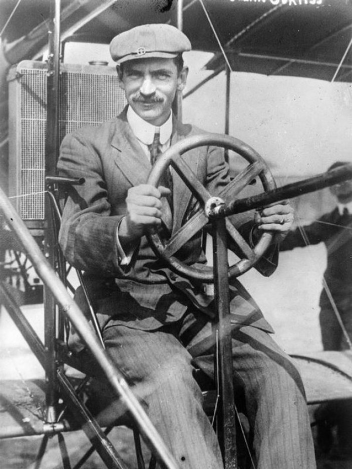 Curtiss'in hız ihtiyacı dünyayı değiştirdi