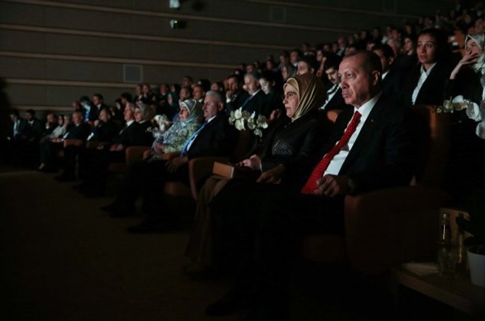 Cumhurbaşkanı Erdoğan, Gurbet Kuşları belgeselini izledi