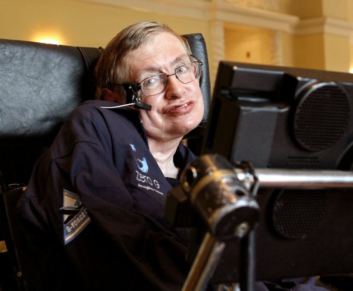 Stephen Hawking'e Allah'ın varlığı sorulmuştu